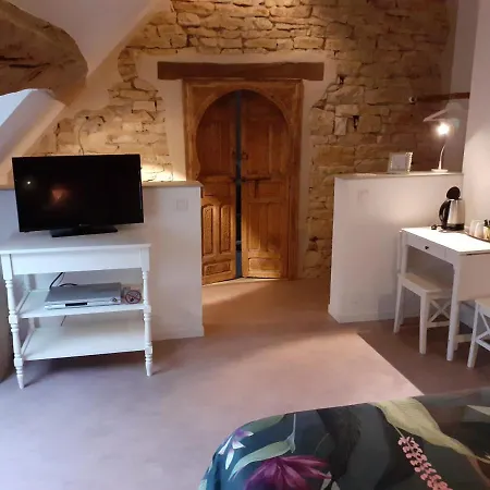 Apartment De Pierre Et De Lumiere Jouhe